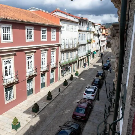 Rainha Villa Guimarães